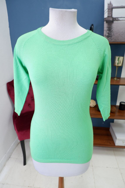 Джемпер Oodji лаконичный 40 размер