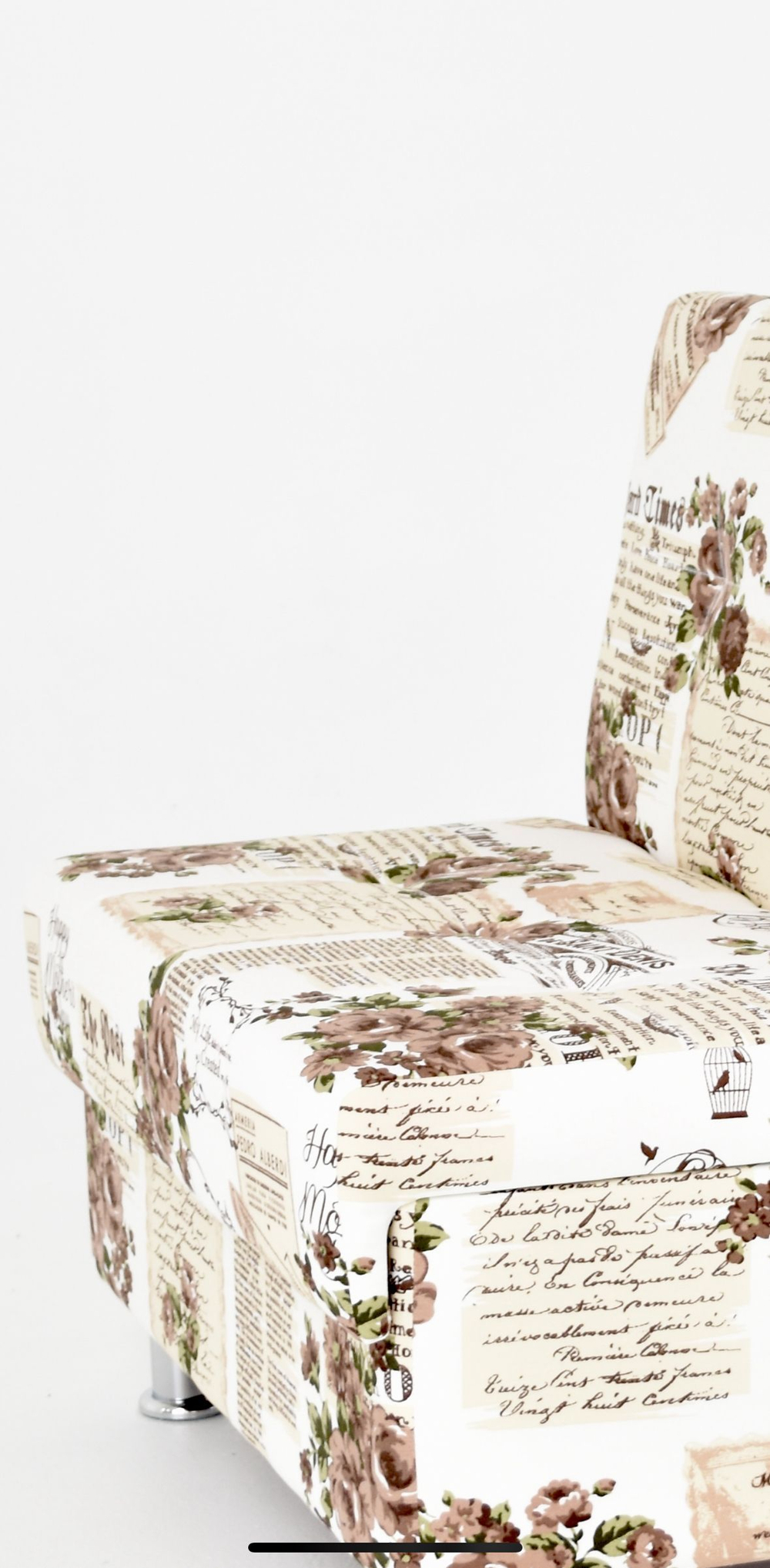 Стильный компактный диван Фабрики ОНИКС из практичного и износостойкого материала с оригинальным дизайном, вместительным ящиком для хранения, мягким наполнителем для дома, дачи и офиса