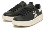 MLB Chunky Classic Yankees non-slip wear-resistant low-top sneakers for men and women in the same style black and white