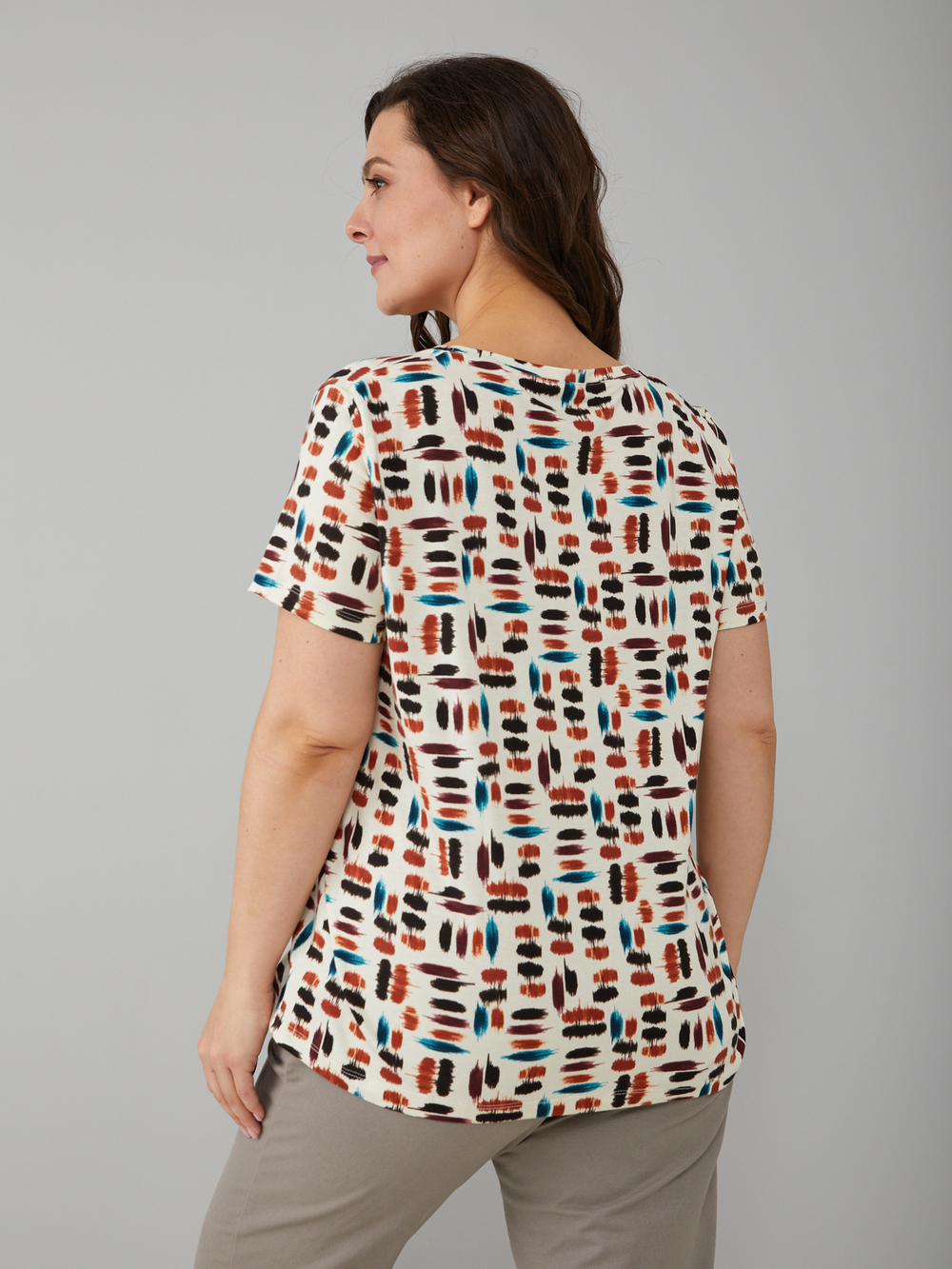 Футболка Фв-107/бежевый-цветныемазки