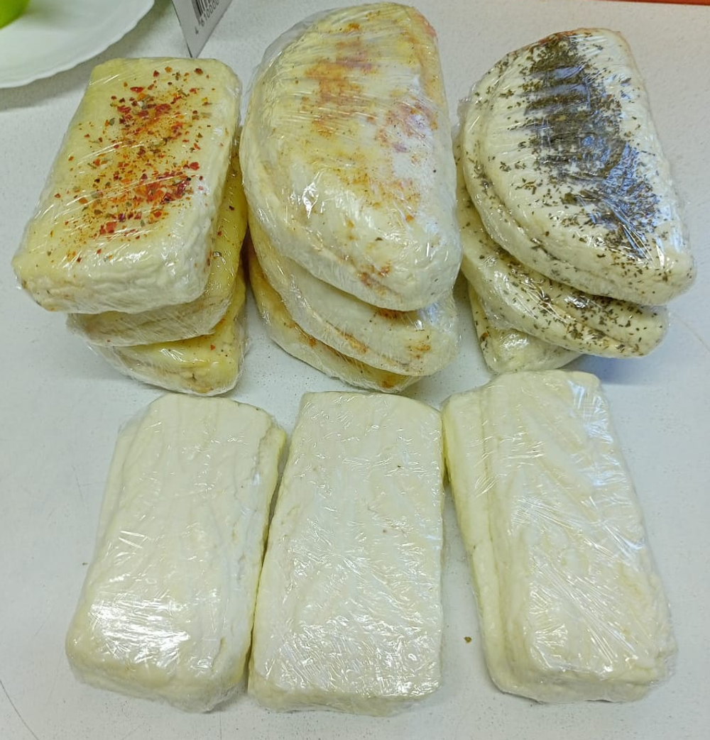 Сыр козий "Халуми" 250 гр от Веселовой Ольги
