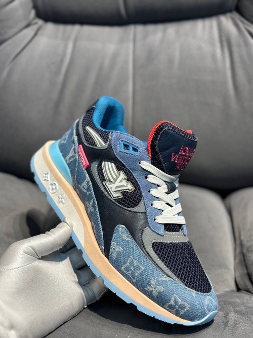 Кроссовки Louis Vuitton Run Away