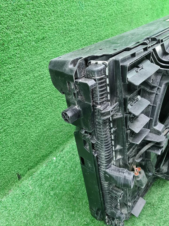 Кассета радиаторов BMW 3er G20 (2018-н.в.)