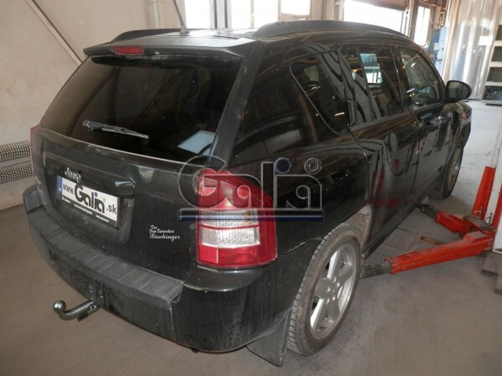 Фаркоп оцинкованный Galia J012A для Jeep Compass MK 2006-2011, Jeep Liberty 2006-2011(паспорт и сертификат в комплекте)(без электрики)