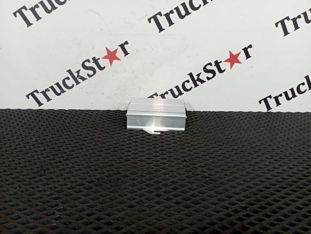 Преобразователь напряжения