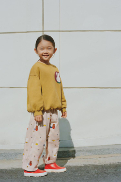 ZARA ТОЛСТОВКА С ПРИНТОМ MIFFY™ MERCIS BV ©, ОЛИВКОВЫЙ