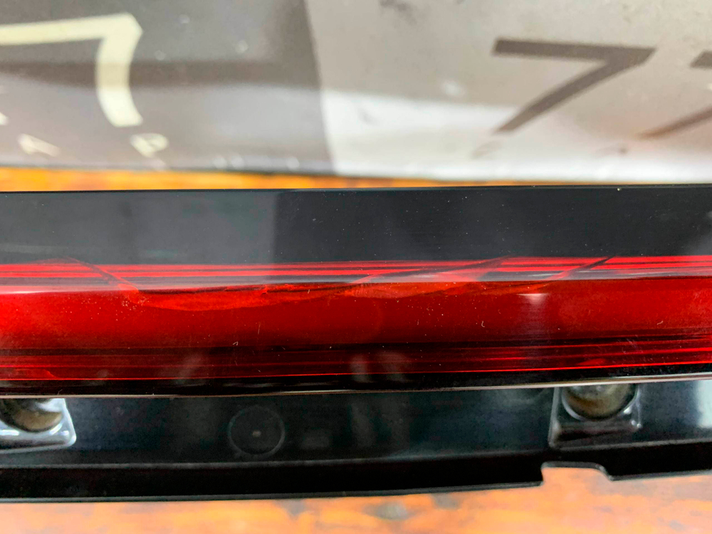 Фонарь задний центральный Exeed TXL 19-нв Б/У Оригинал 605000048AAASR