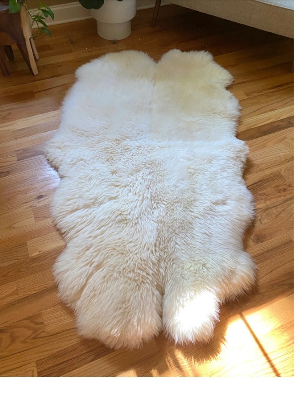 декоративный ковер из овчины