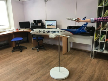 Выставочная модель самолёта МС-21 в масштабе 1:20
