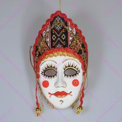 Интерьерная малая маска Праздничная