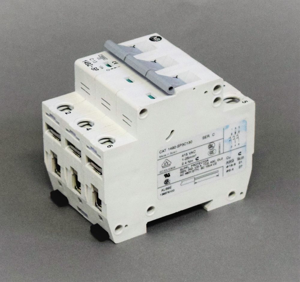 ALLEN-BRADLEY 1492-SP3C130