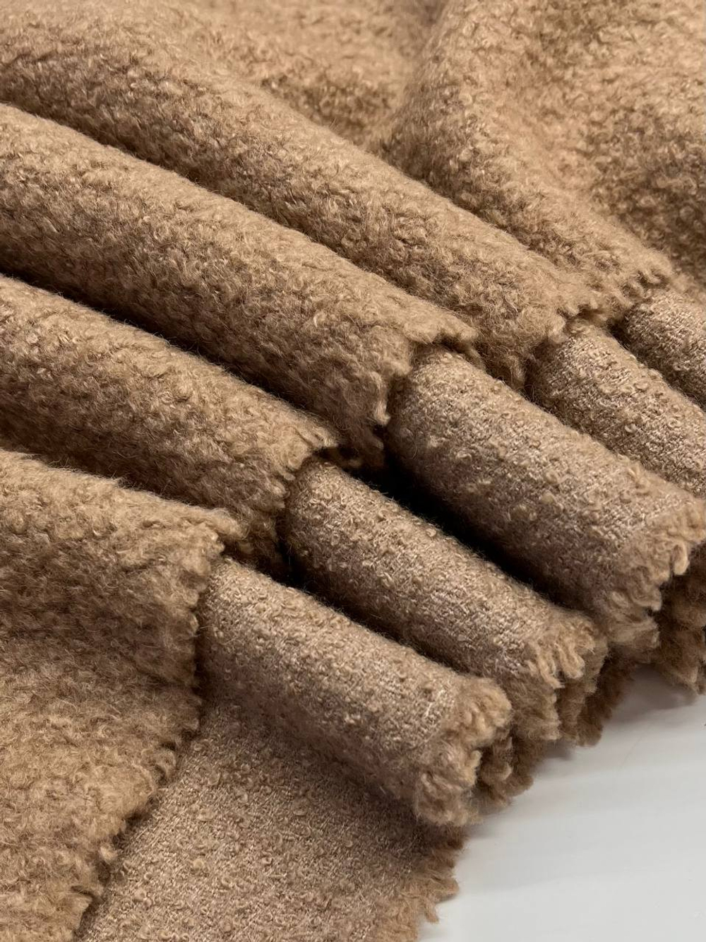 Букле шерсть верблюда с шерстью кэмел