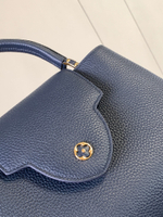 Louis Vuitton Capucines MM
