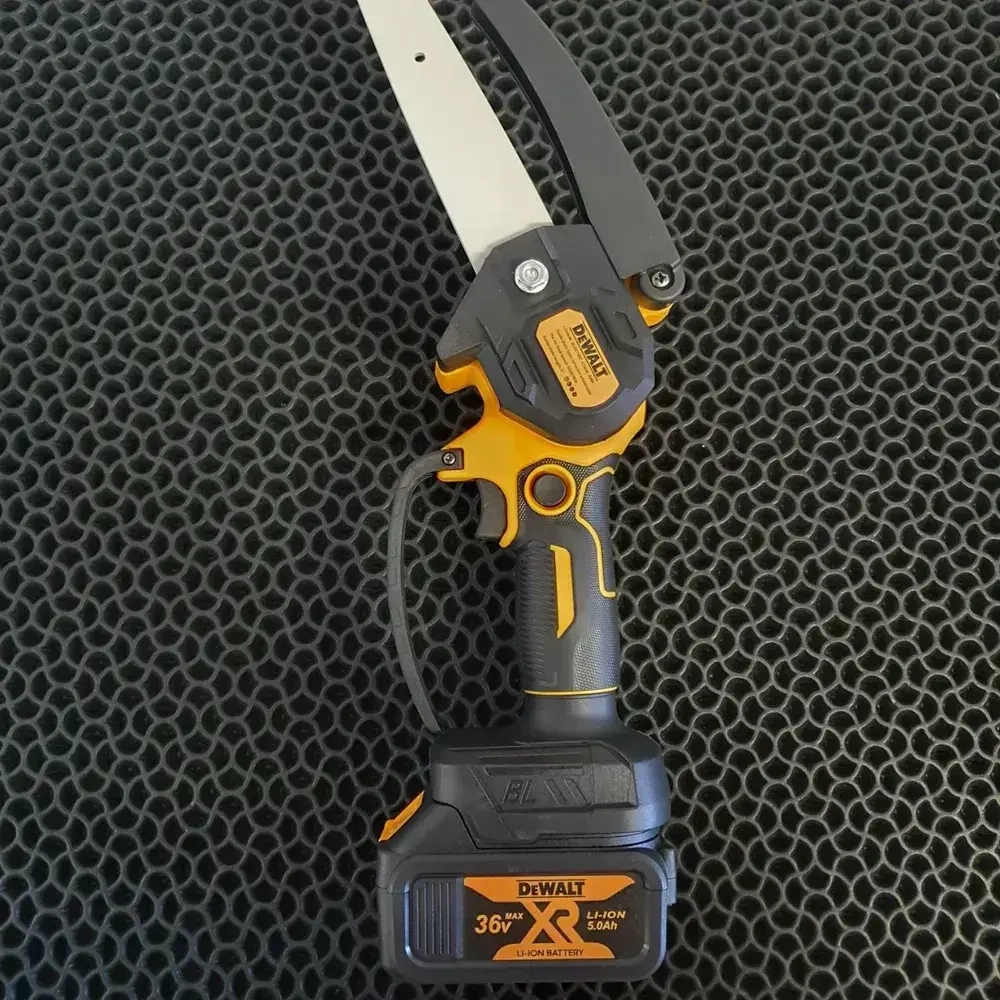 Аккумуляторный набор инструмента 9в1 Dewalt