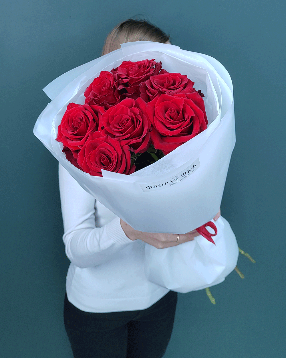 Роза красная Эксплорер,7 штук(00081)