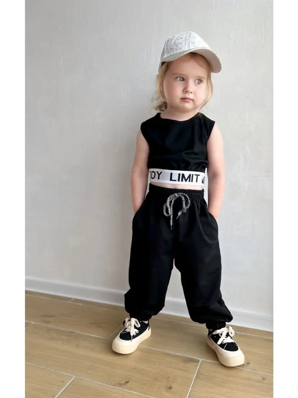 Костюм спортивный