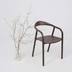 Стул Esse из массива дуба, покрытие венге