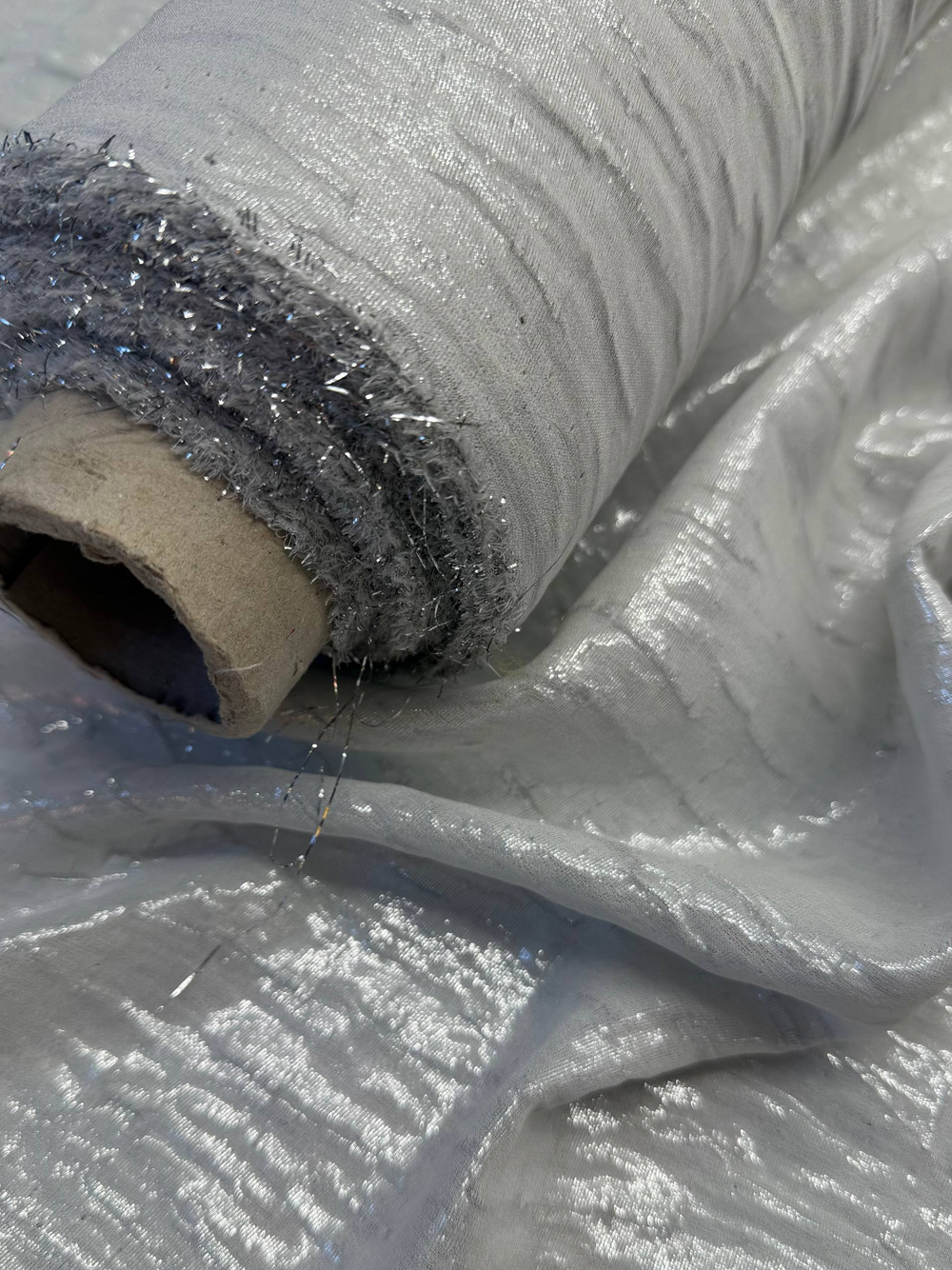 Шелк с люрексом Canepa светло-серый фактурный