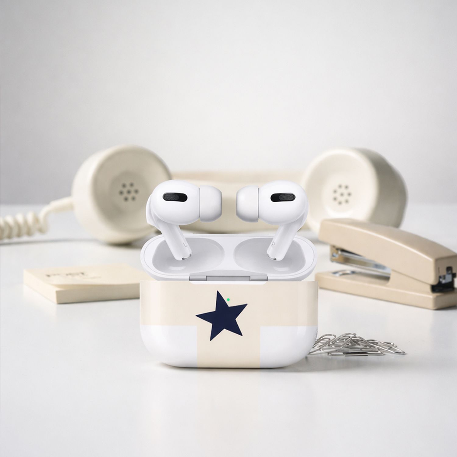 Виниловые наклейки для AirPods