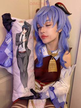 Мини дакимакура Аки Хаякава из Человек-бензопила арт. M0882, 60х20 см