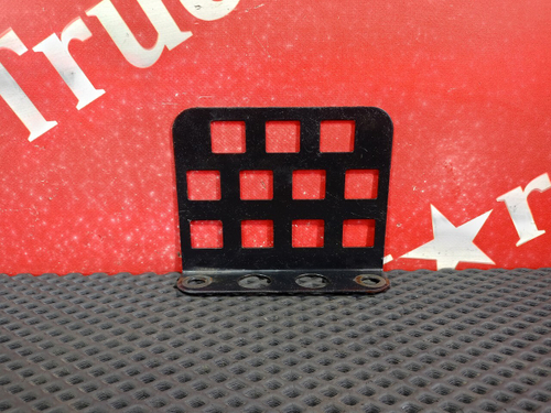 Кронштейн тормозных трубок