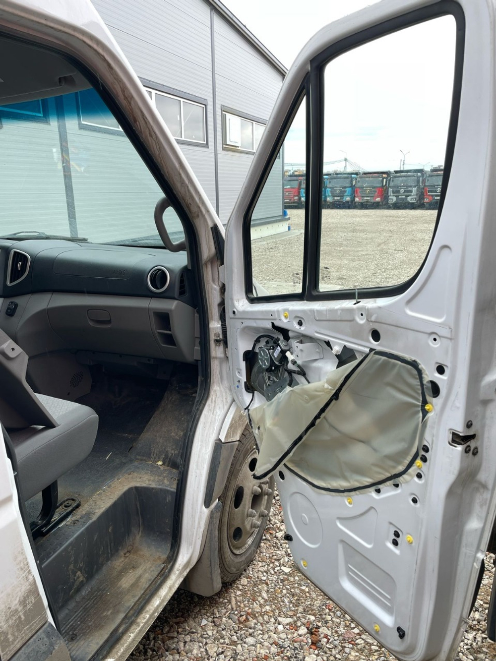 SOLLERS ATLANT Изотермический/рефрижератор M209-C1CA (Рефрижератор, Дизельный, 2.7 л, 150 л.с. МТ)