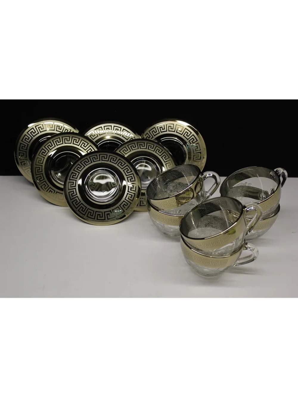 Чайный сервиз на 6 персон