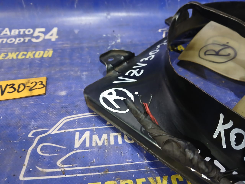 Диффузор радиатора кондиционера TOYOTA CAMRY PROMINENT 1991