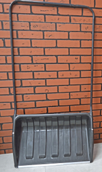 Скрепер-движок "Лавина" 700*465мм с алюм.планкой