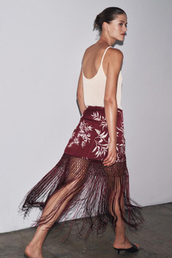 ZARA ЮБКА-ПАРЕО С ВЫШИВКОЙ И БАХРОМОЙ, БУРГУНДИ