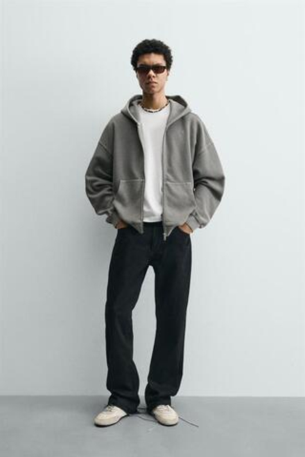 ZARA ХУДИ ИЗ ВАФЕЛЬНОЙ ТКАНИ С ЭФФЕКТОМ ПОТЕРТОСТИ, СВЕТЛО-СЕРЫЙ