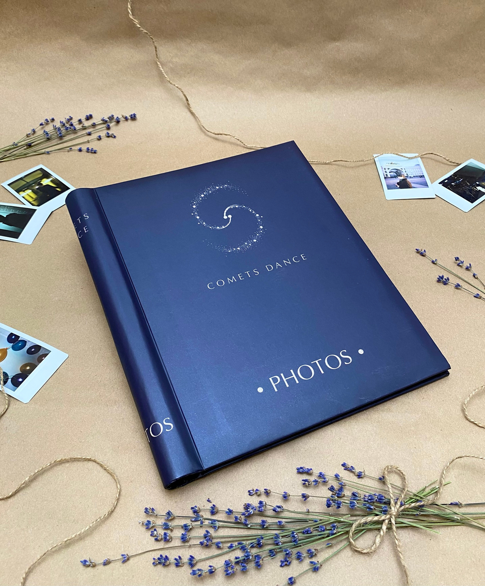 Фотоальбом на 10 магнитных листов 23х28 см, внутр. спираль comet dance Танец комет
