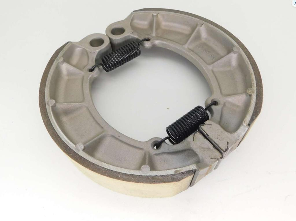 колодки тормозные задние Honda Shadow 750 VT750 01-17 NV750 01 06430-MCL-700