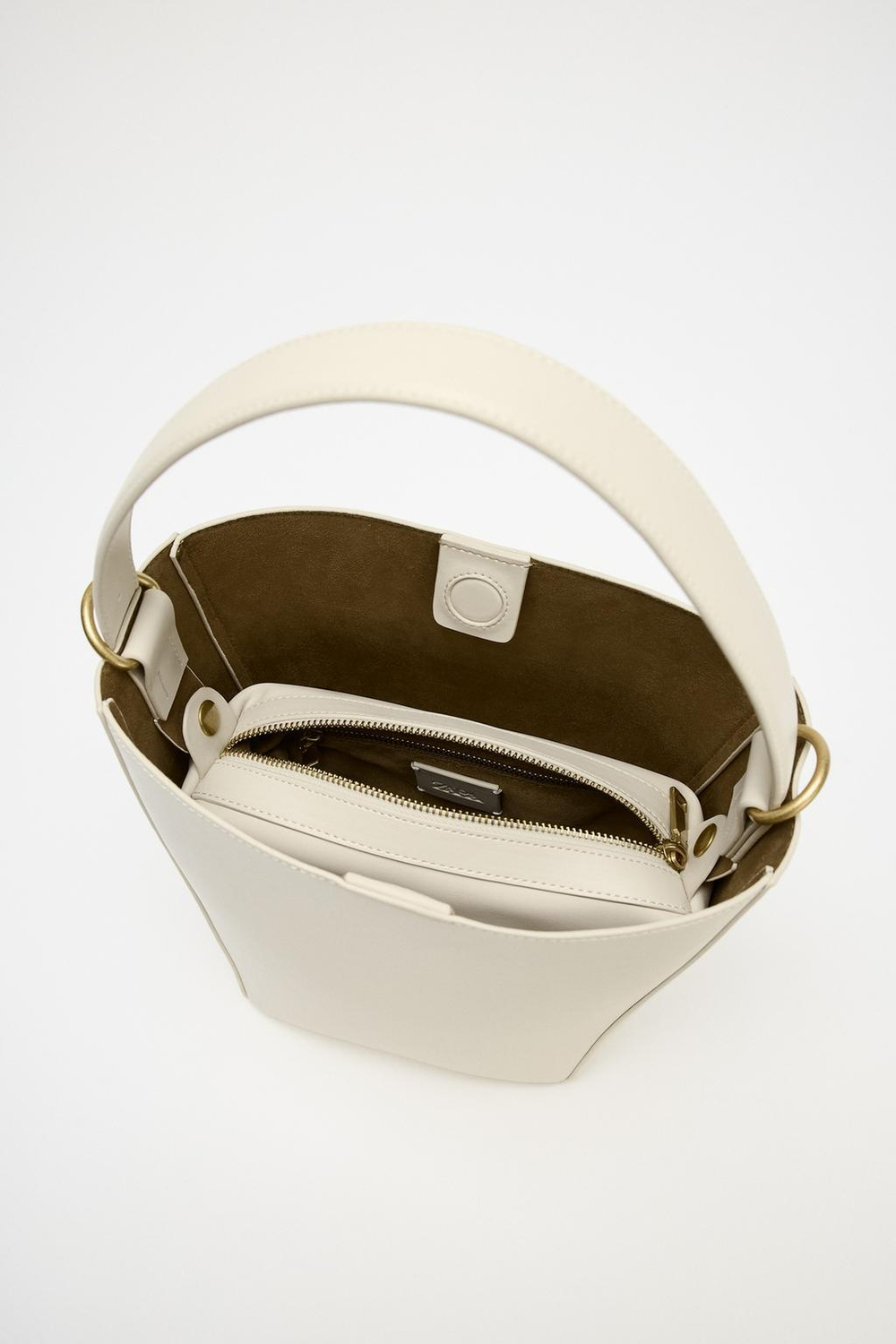 Bucket bag