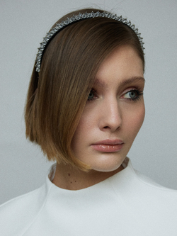 Ободок черный с хрустальным декором