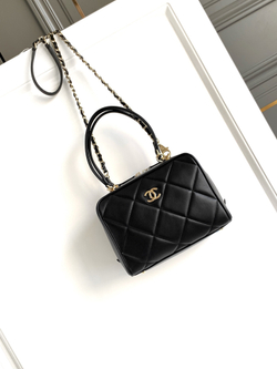 Chanel Bag 21 cm