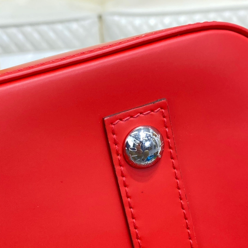 Louis Vuitton Alma PM