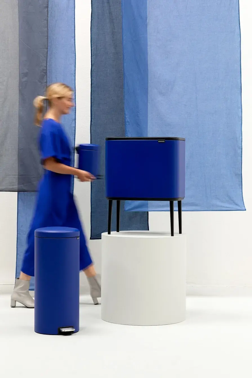 Brabantia Bo Touch 11+23 л контейнер для мусора mineral power синий
