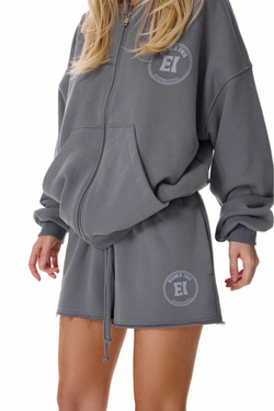 GRAY SHORTS CLUB ESME