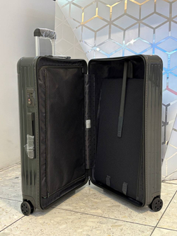 Чемодан Rimowa