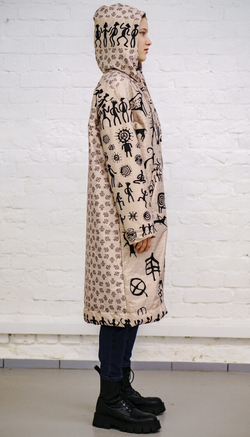 Пальто "Петроглиф", по мотивам наскальных рисунков древних людей