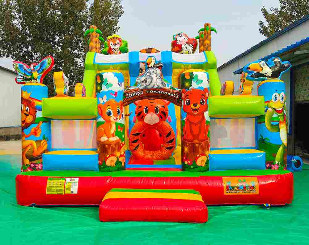 Коммерческий надувной батут «Звериная команда 2», 9х5х5 м