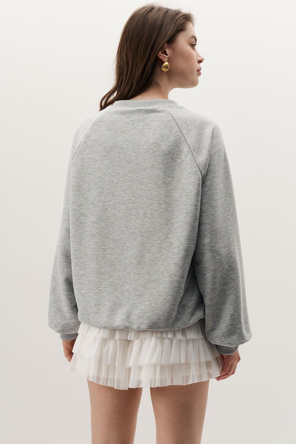 Свитшот с V-образным вырезом цвета серый меланж