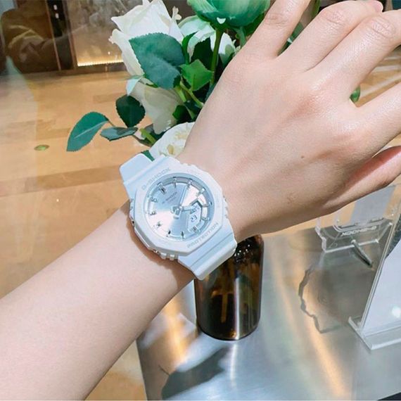 Наручные часы Casio GMA-P2100VA-7A