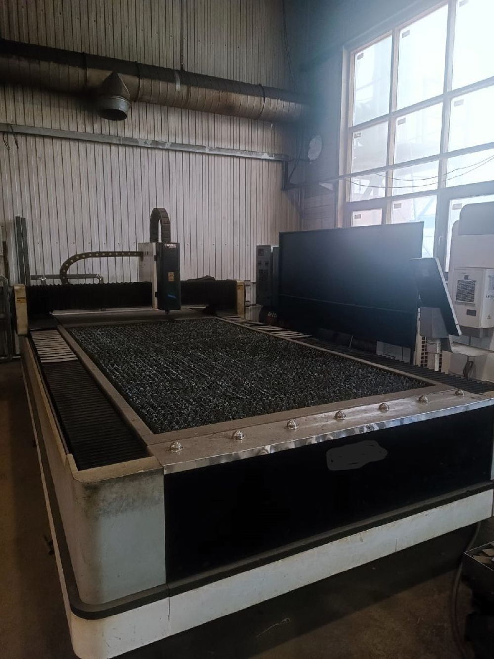 Установка лазерной резки GWEIKE Laser 3000W