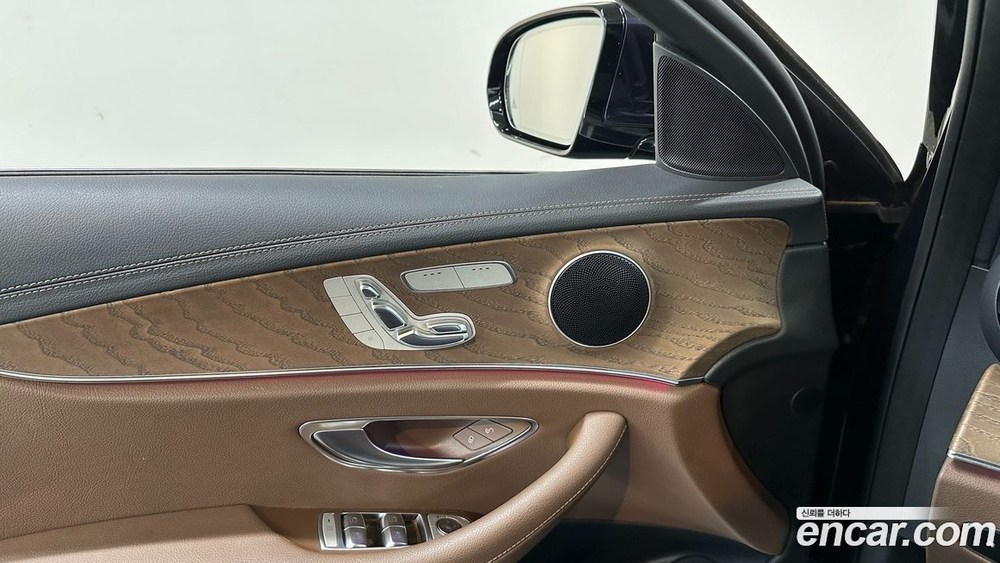 Mercedes-Benz E-Class W213 E250 Exclusive (04.2022)