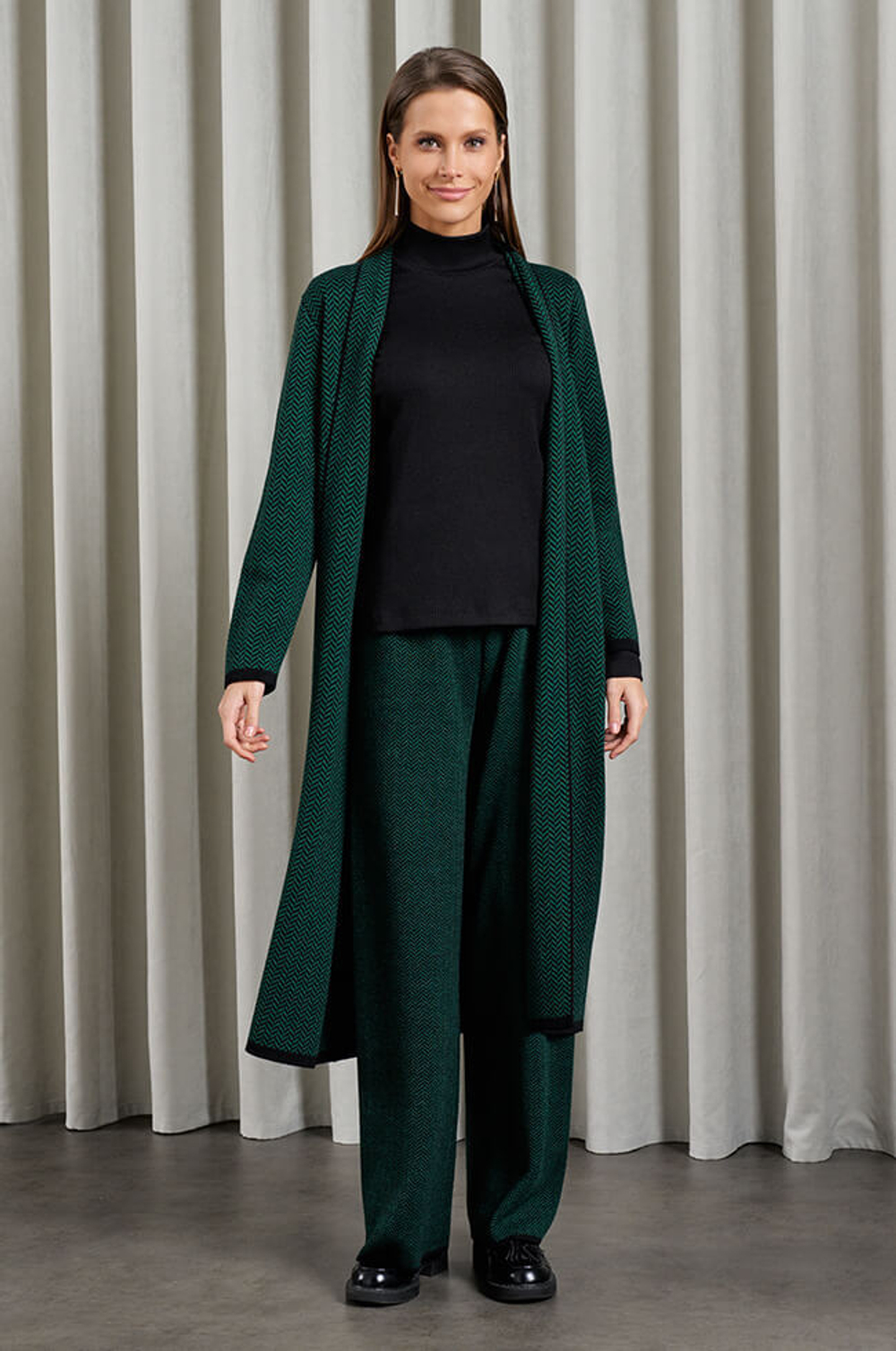 1839 Кардиган женский (черно-зеленый)