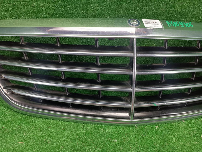 Решетка радиатора Mercedes S W222 (2013-2017)