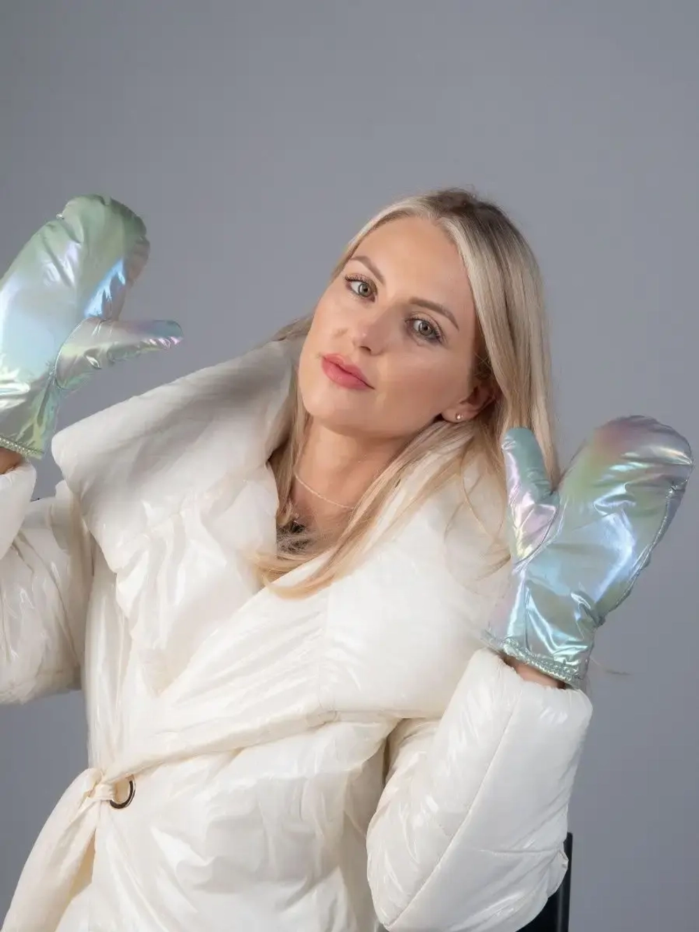 Варежки женские зимние непромокаемые болоньевые