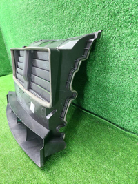 Воздуховод радиатора Maserati Levante (2016-2024)